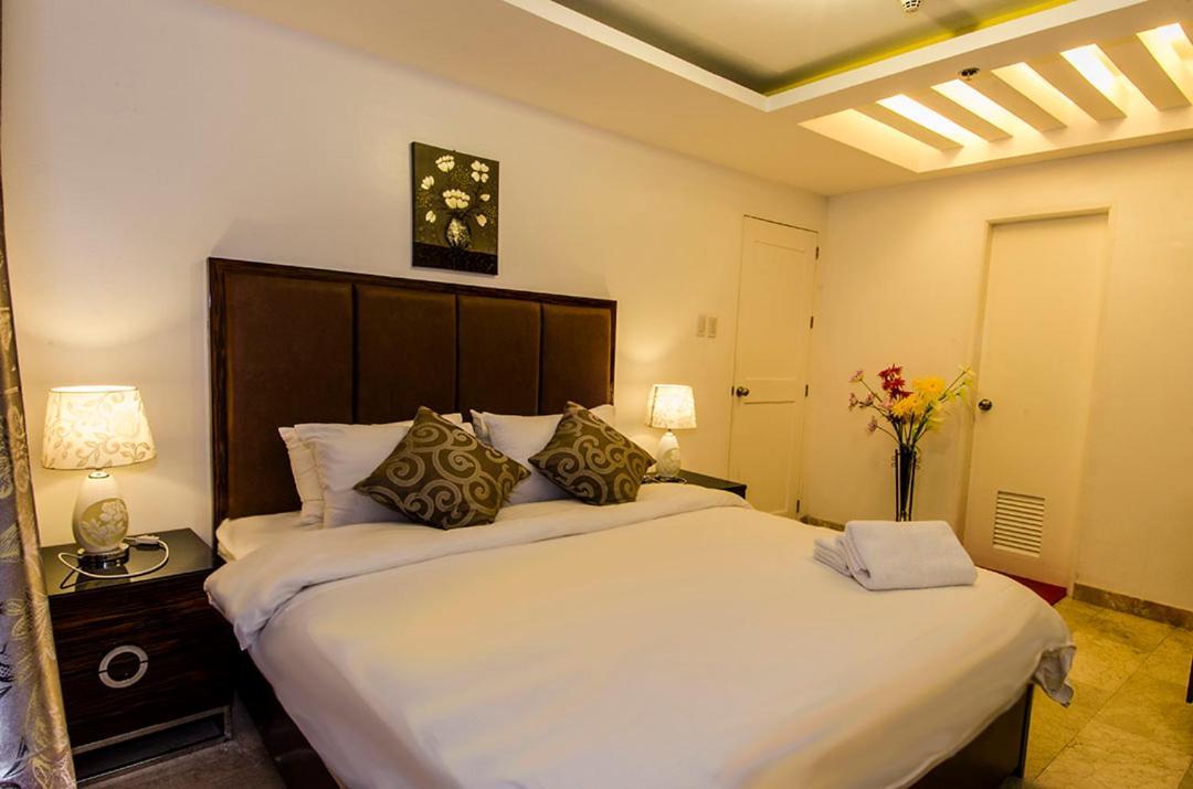 Jmm Grand Aparthotel Manila